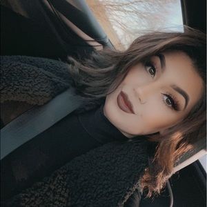 Meet your Posher, Jocelyn